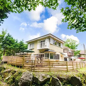 https://caro-foresta-lcia.hotelshakone.com